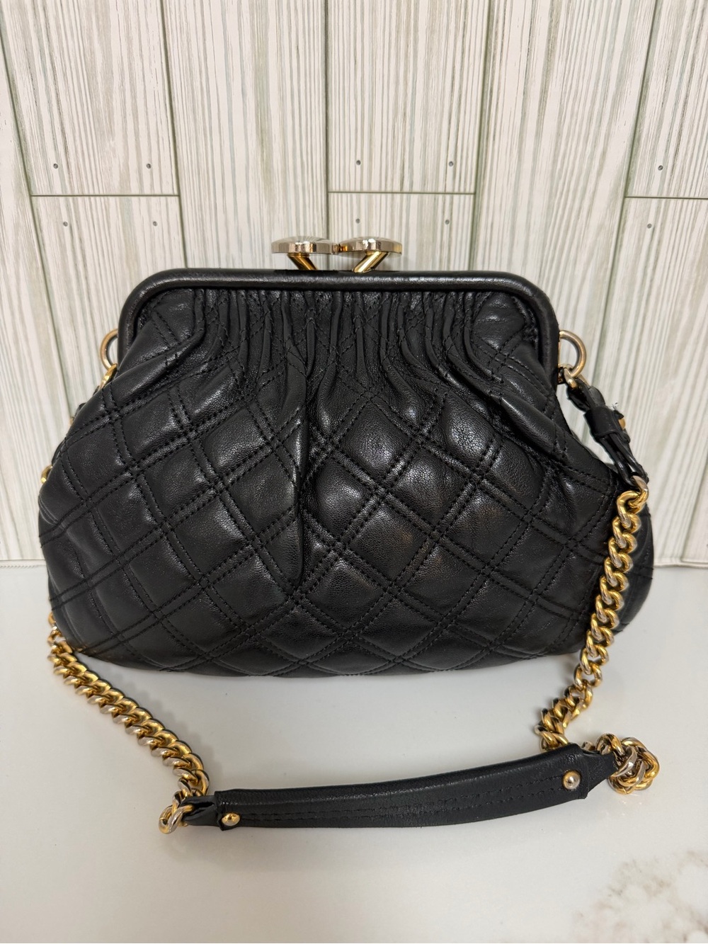 Marc Jacobs Black Quilted Leather Frame Shoulder Crossbody Bag Gold Chain - Picture 2 of 15